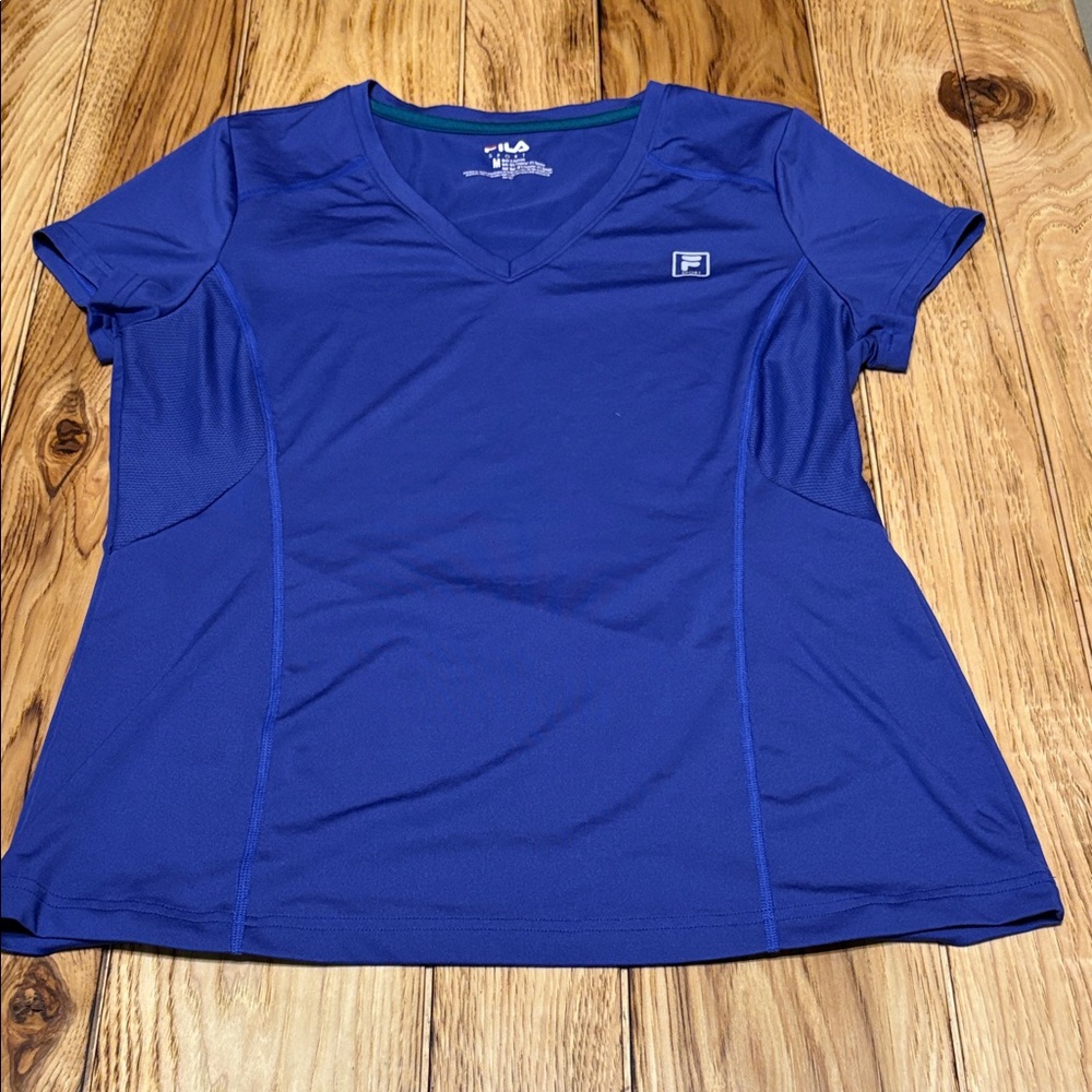 Fila Women's Blue V-Neck Short Sleeve Tee